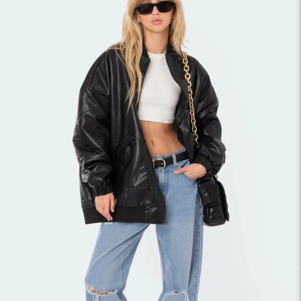 leather jacket - Picture 1 of 3